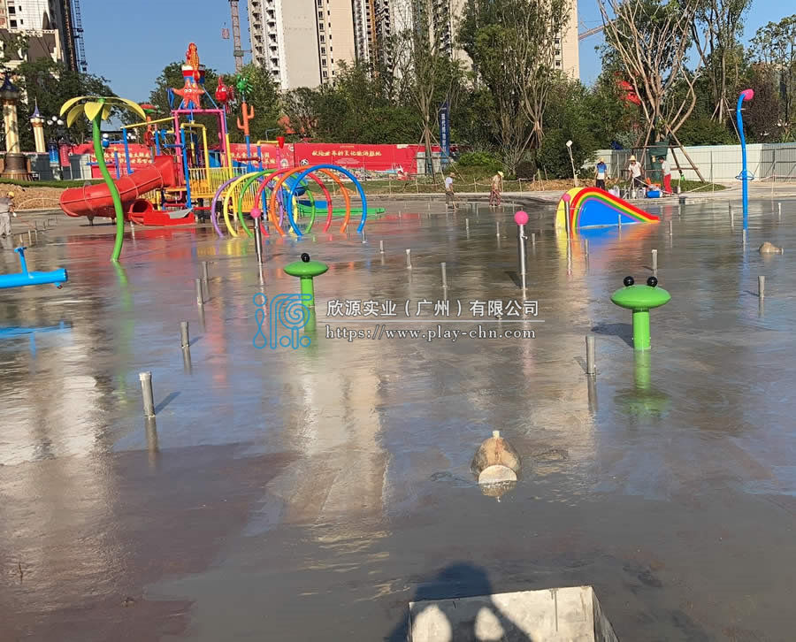 怎么選購水上樂園設備?-1239