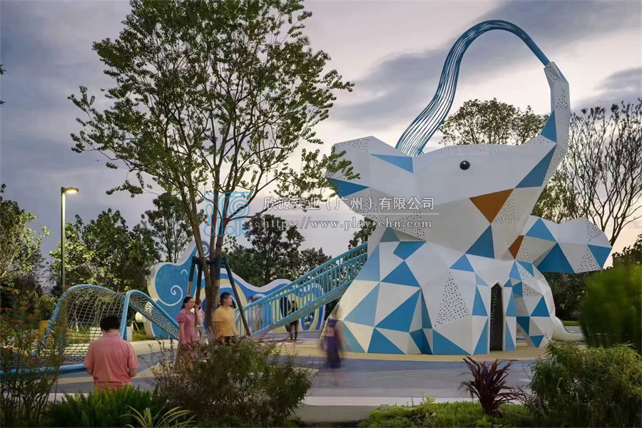 如何設計一個適合所有年齡段的水上樂園？ -1393