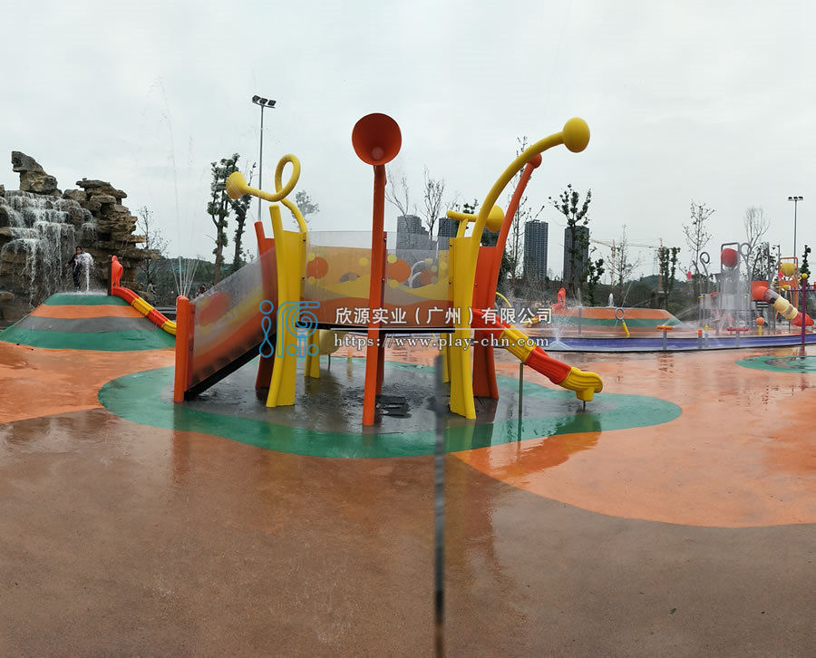 常見水上游樂設(shè)備有哪些?-1230