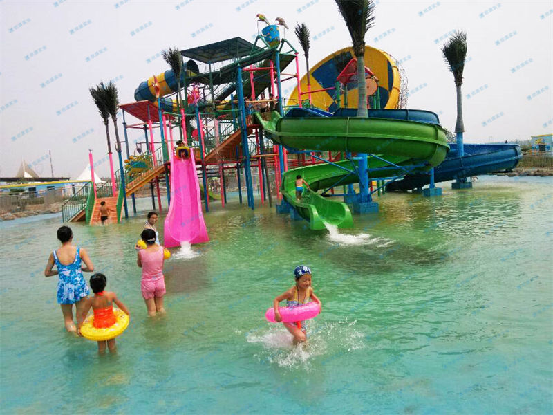 兒童水上樂園互動水屋