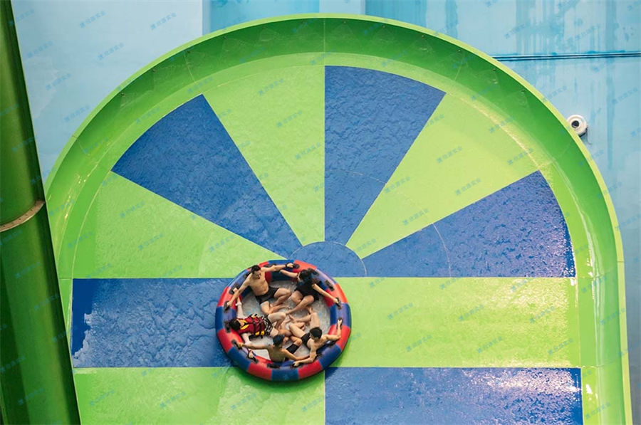 加長版飛天回旋水滑梯