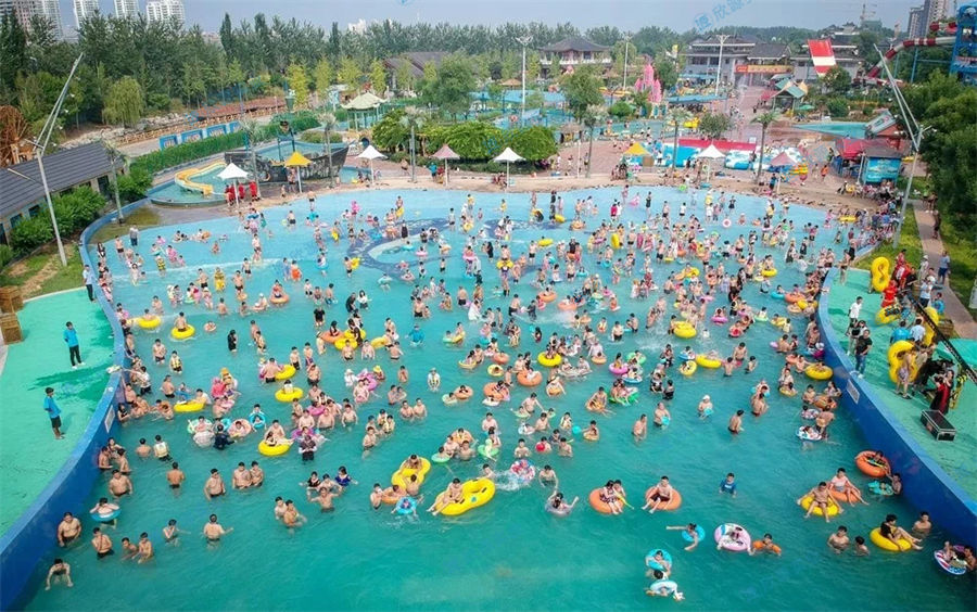 鼓風(fēng)式人工造浪池