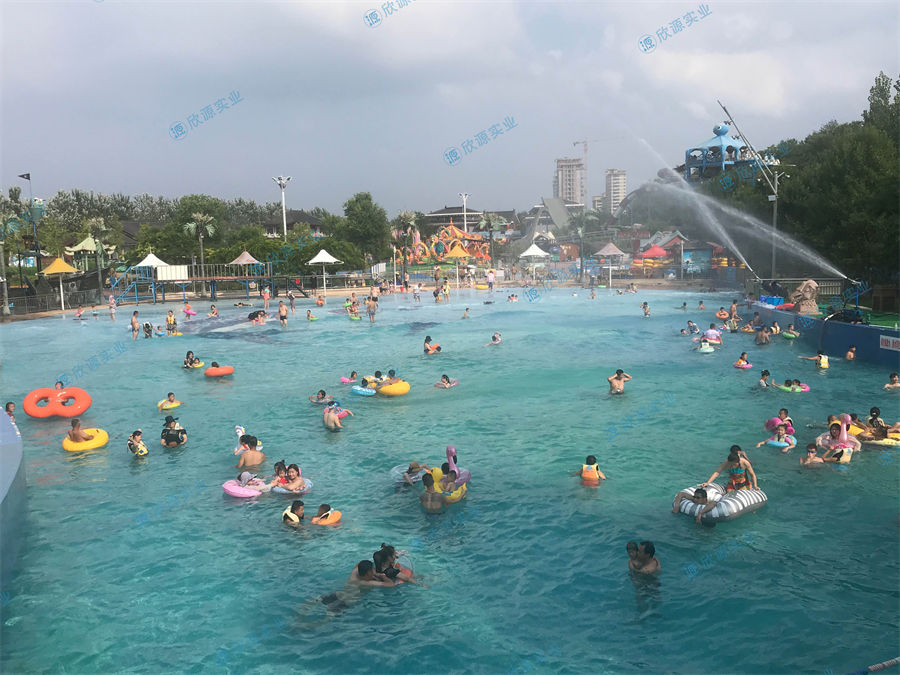 鼓風(fēng)式人工造浪池