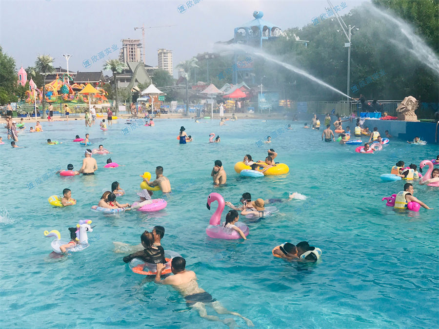 鼓風(fēng)式人工造浪池