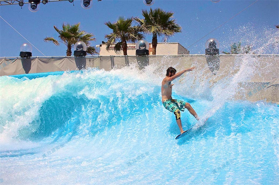 圓筒海浪沖浪模擬器