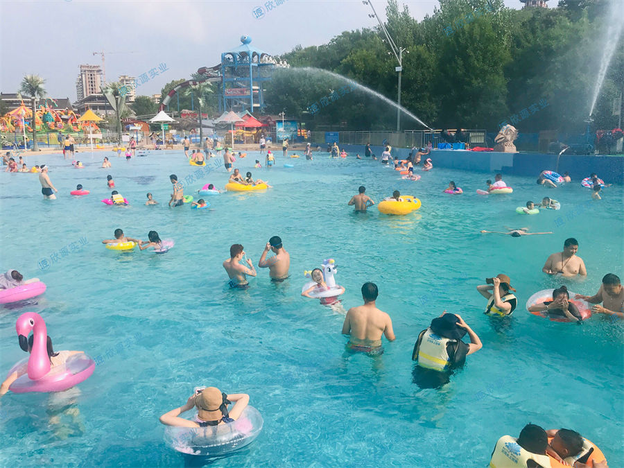 鼓風(fēng)式人工造浪池