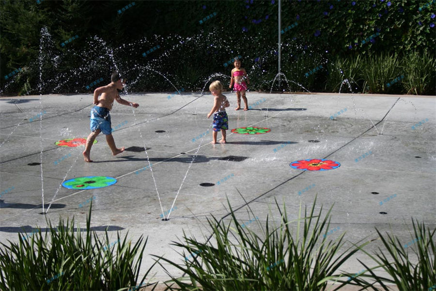 水上樂園水滑梯之間區分及保養知識-7638