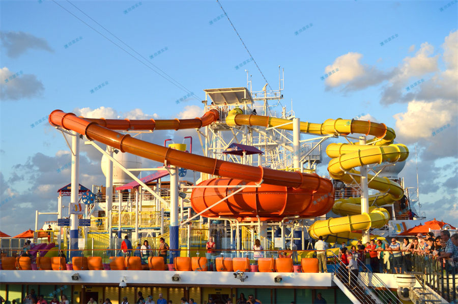 水上游樂場設(shè)備的打造,有三大要點