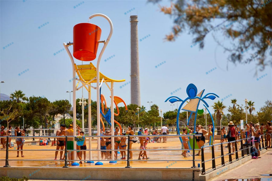 造浪池池身設計對造浪設備效果影響較大