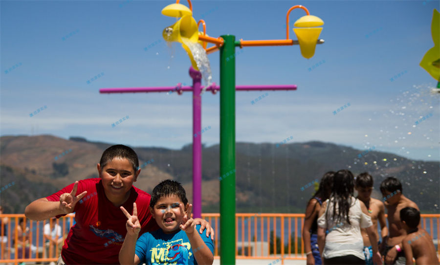 兒童水上樂園設(shè)備如何選購(gòu)-7277