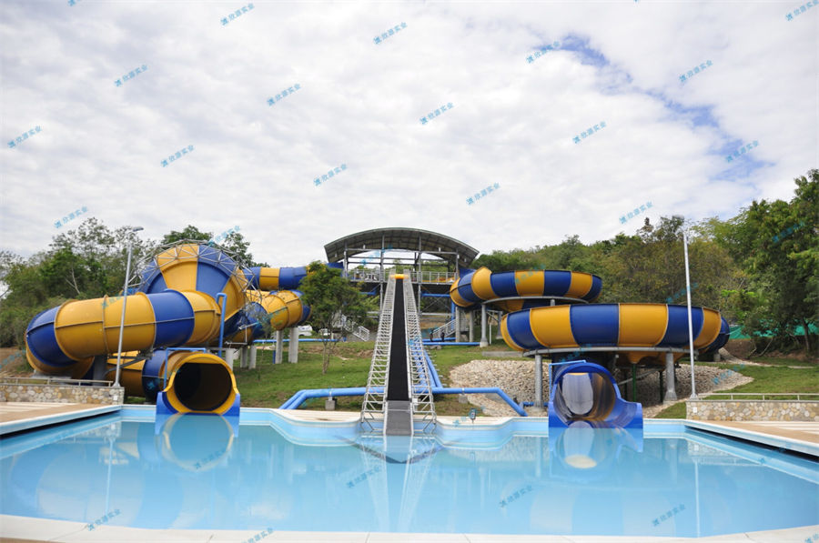 水上游樂設備廠家街頭健身與健美操更新