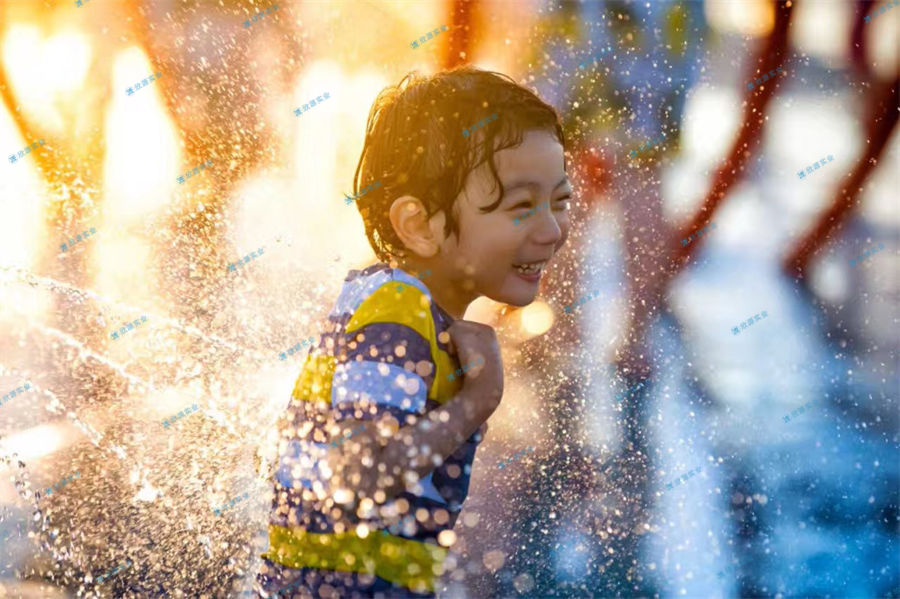 人工造浪池在設(shè)計(jì)建造設(shè)備選用中注意事項(xiàng)