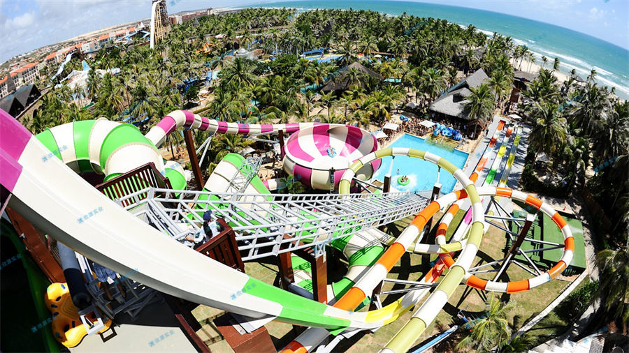 在風景名勝區建設水上樂園是一種趨勢