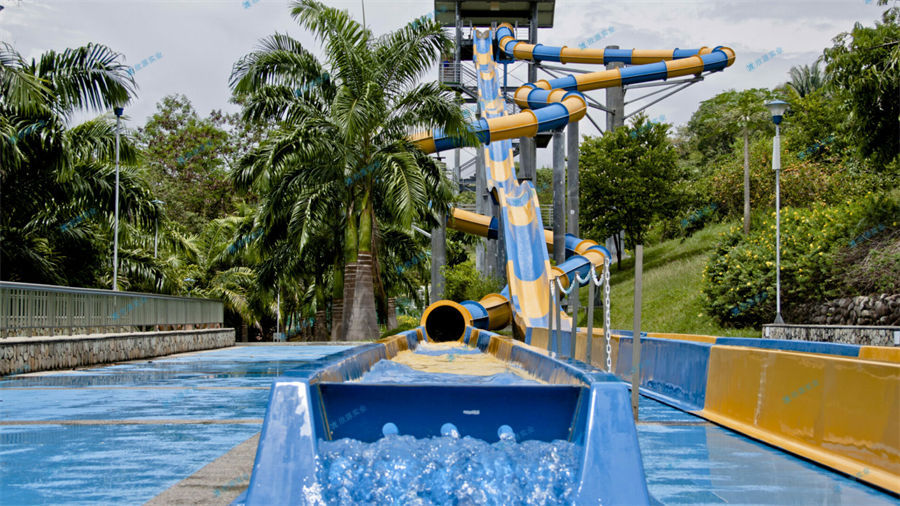 移動水上樂園應有的配套設施